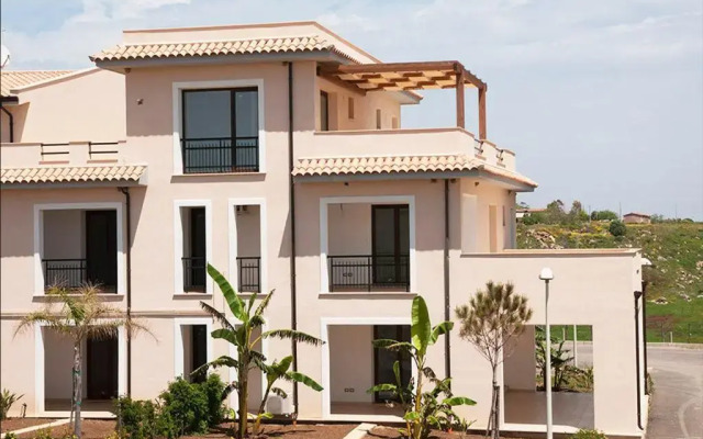 Le Castella Resort & Beach