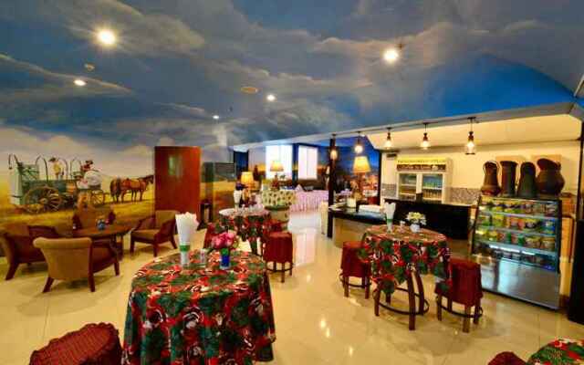 Thong Somboon Club