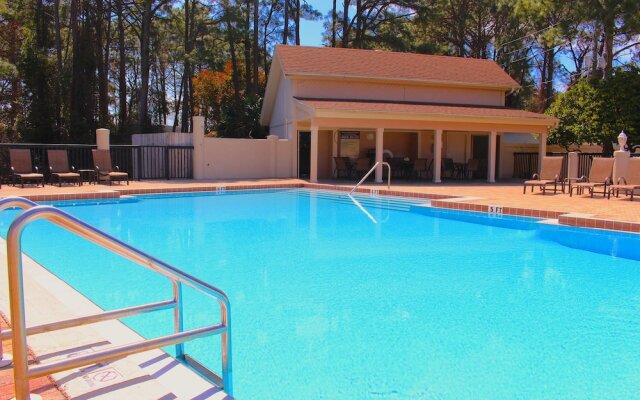 418 Linkside Drive 4 Bedroom Home by RedAwning