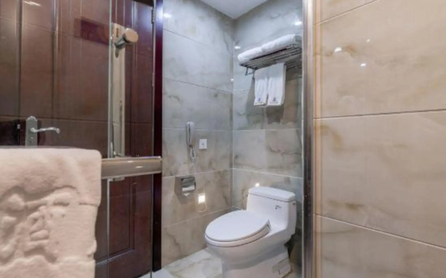 Xinlong Hotel