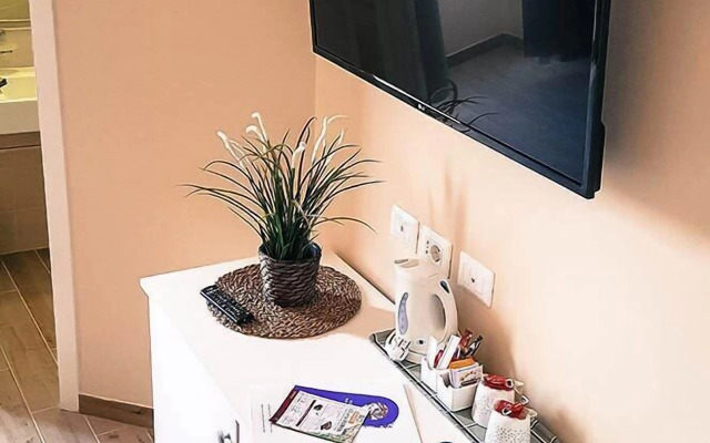 Serventi Longhi Rooms