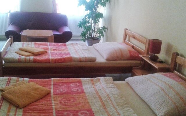 Guest House U Náhonu