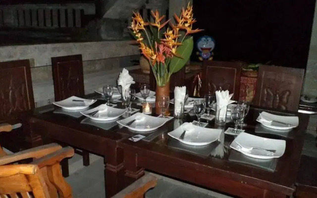 Ala's Green Lagoon Hotels