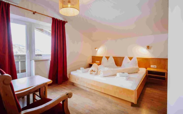 Hotel in the HEART