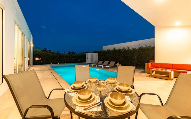 Modern 4 Bedroom Pool Villa - KHA5