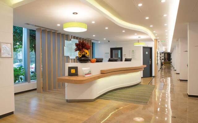 DoubleTree by Hilton Paris Bougival