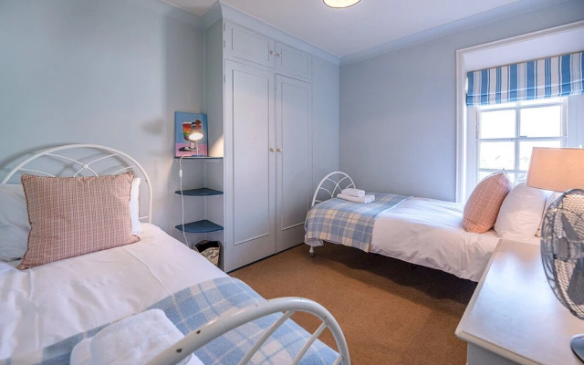 3 The Coastguards, Thorpeness