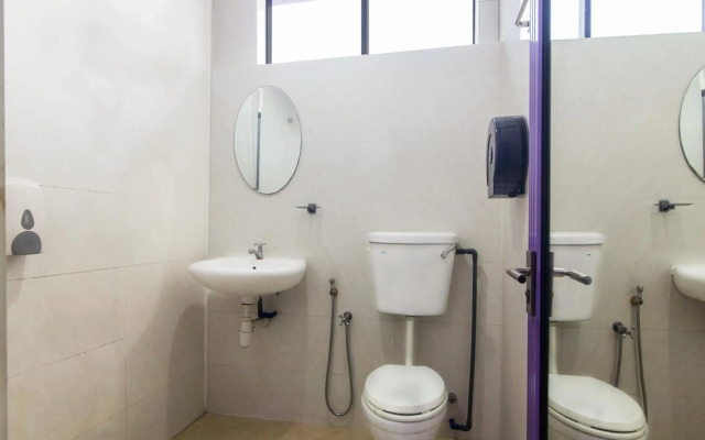 OYO 880 Hotel Purple Town