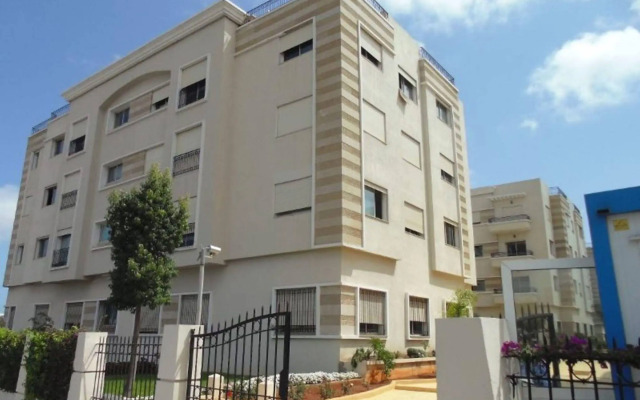 Oasis Square Apartment