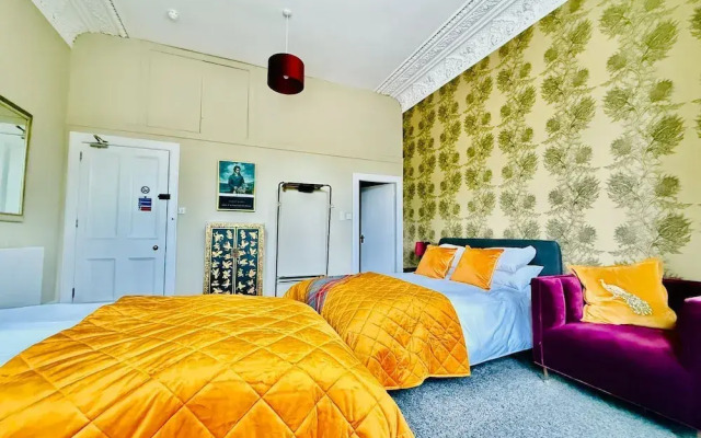 Scot Townhouse