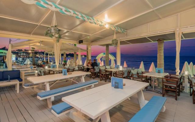 Phoenix Beach Hotel