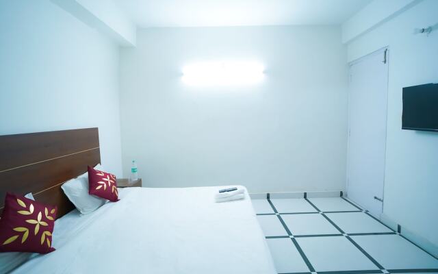 Roomshala 045 Galaxy Noida 35