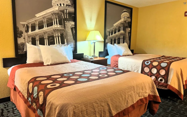 Super 8 By Wyndham Hattiesburg South