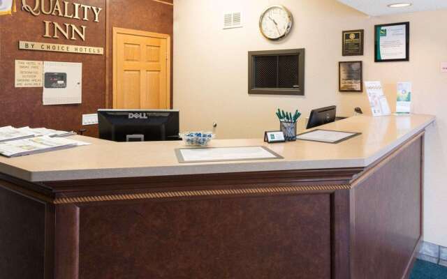 Quality Inn Lakeville North