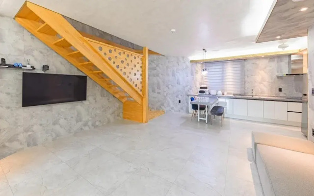 Chuncheon Poolhouse Epop