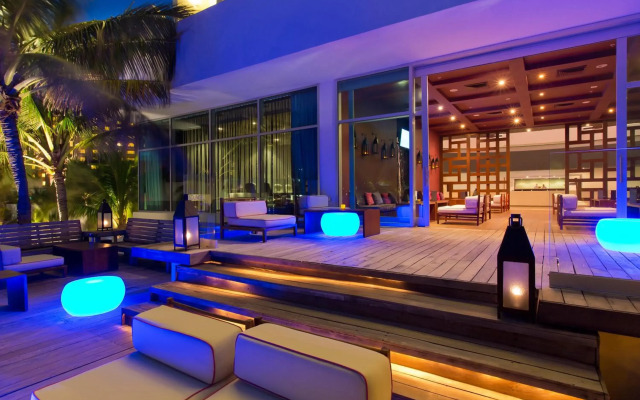 Altitude at Krystal Grand Cancun - All inclusive