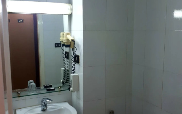 New Pola hotel