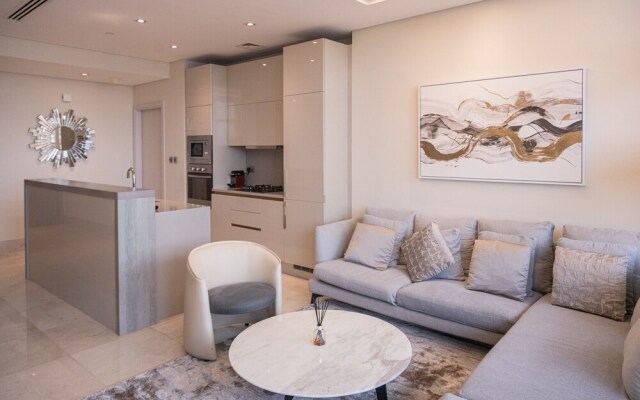 Palm Perfection 3BR with Private Beach