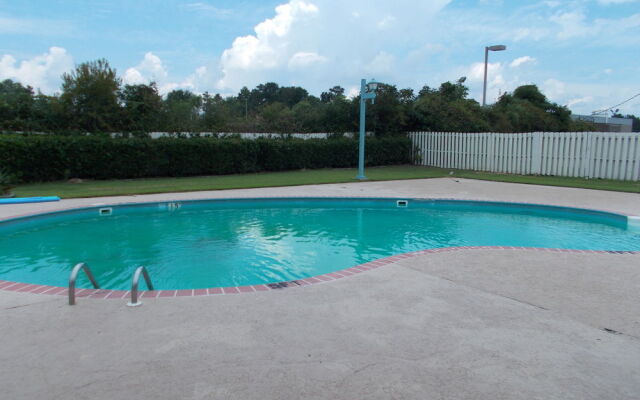 Magnuson Hotel Hattiesburg