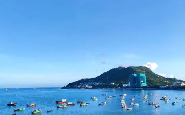 Joi Hospitality - Front Beach