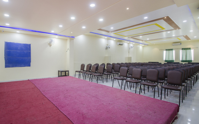 OYO 10139 Hotel Palak Residency