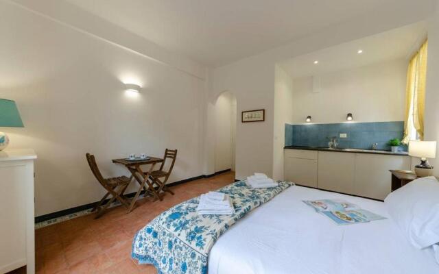 ALTIDO Lovely Apt for 2, with Terrace in Vernazza