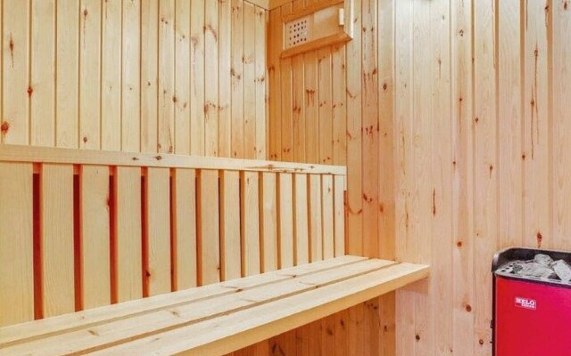 Pleasant Holiday Home in Hemmet near Sea