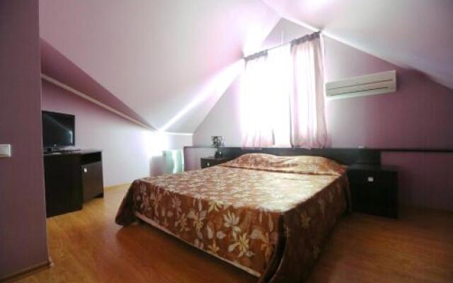 Hotel Kalipso on Prospekt Mira 250