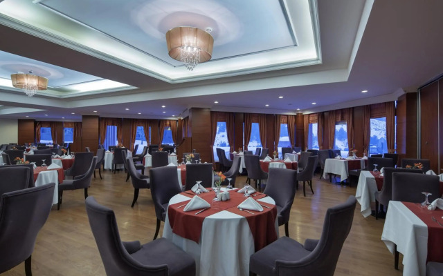 Palan Hotel