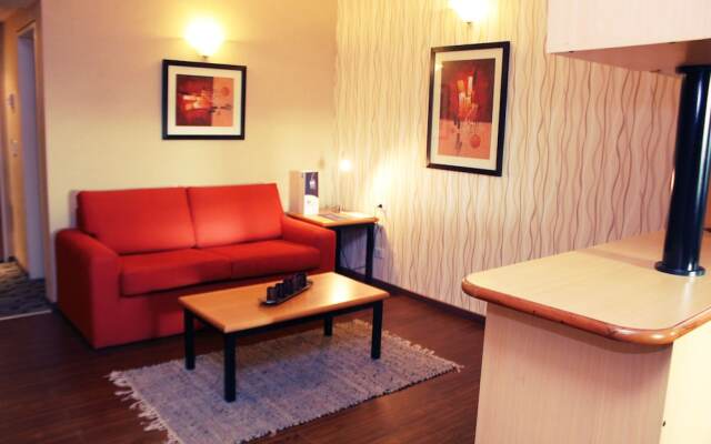 Aeroparque Inn and Suites