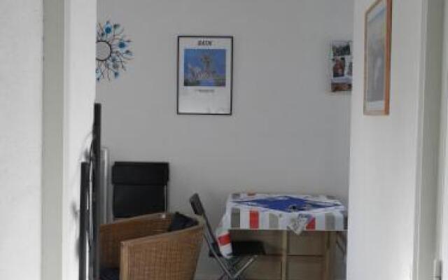 appartement proche mer avec jardin ensoleillé