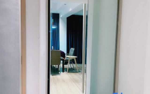 Park Hotel (Jinhua High-speed Railway Station South Square)