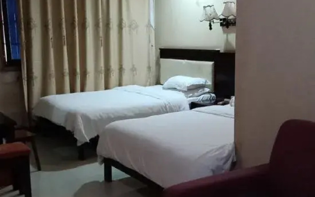 Yinhe Hotel