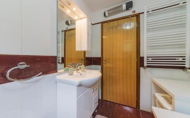 Luxury Experience in Villa Kacana With Heated Pool