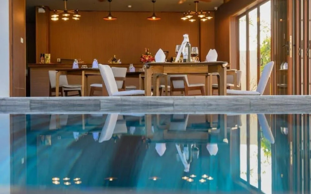 HA Ocean Front Hotel and Apartment