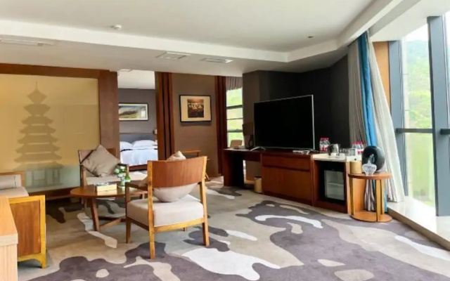 Xinxiang Songlai Grand Hotel (Congjiang Drum Tower Branch) – Guest Rooms – Qiandongnan