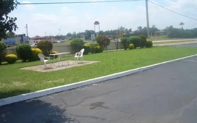 Benton Relax Inn