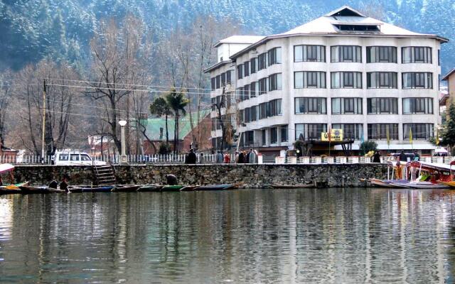Welcome Hotel at Srinagar
