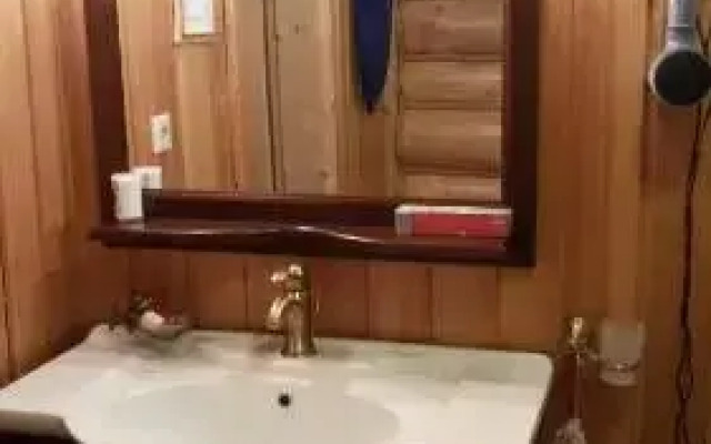 На Озере С Конюшней