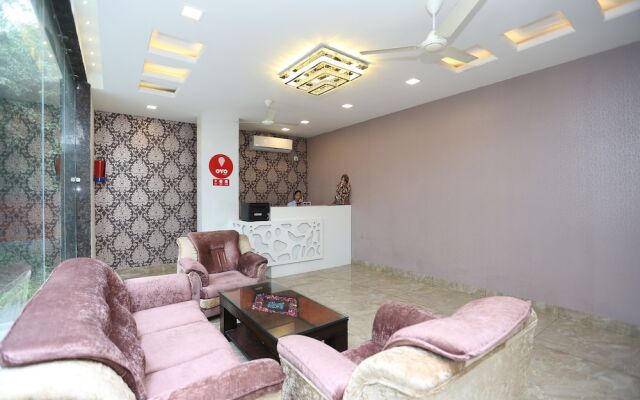OYO 9667 Sashtrdhara Road