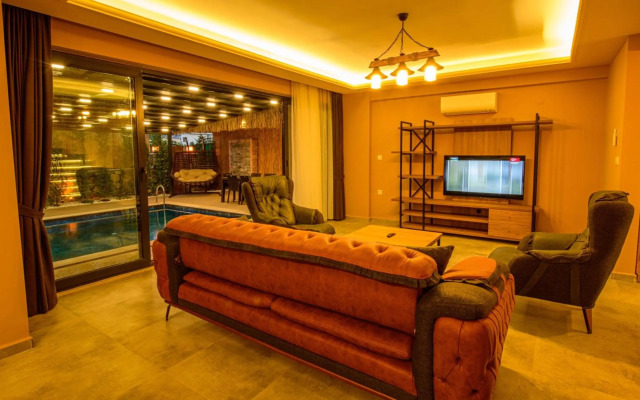 Söğüt 1 - 4 Bedroom with jacuzzi in Fethiye