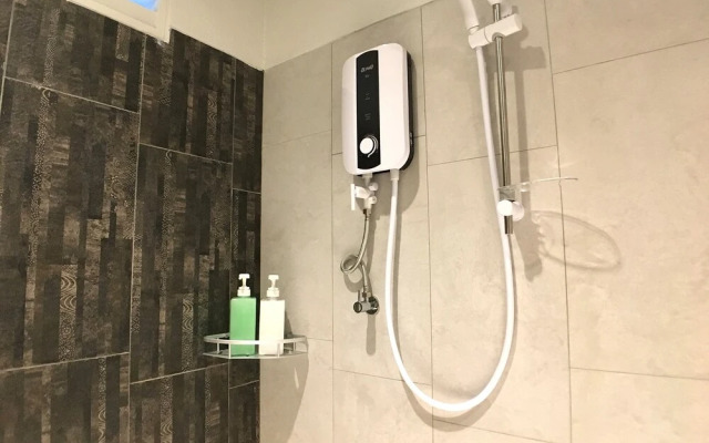 iBook10 Deluxe Loft Suite Room by iBook Homestay