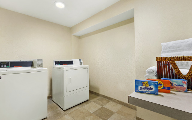Hampton Inn & Suites Herndon-Reston