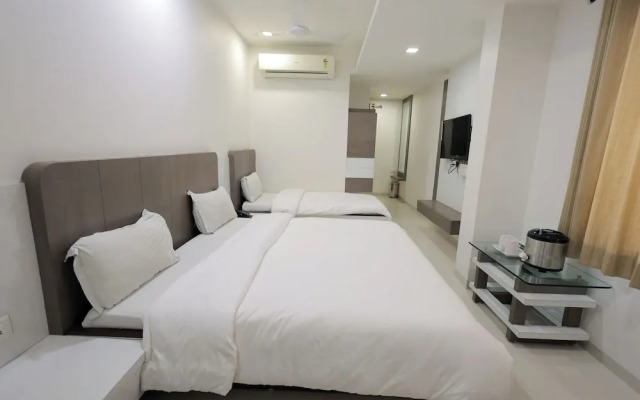 Hotel Grand Paradise