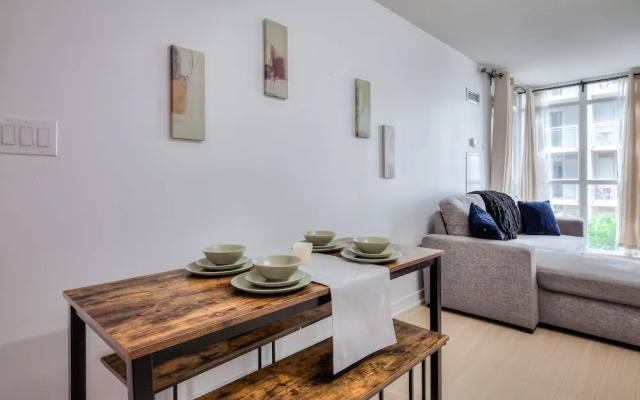 Toronto Escape - The Jasper Suite