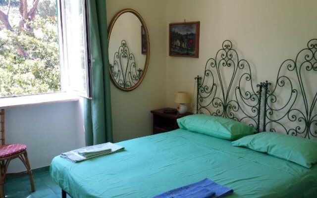 Villa L'Innominata B&B and Holiday Home