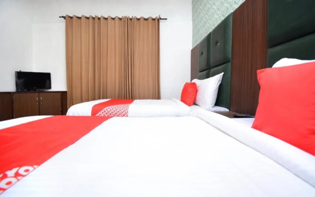 OYO Flagship 29078 Hussainpura Hukam Singh Road