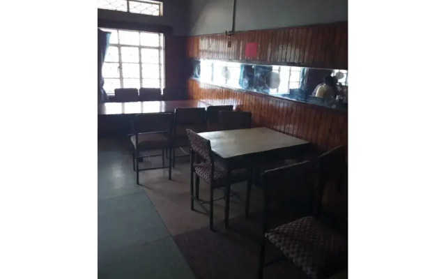 Peak View Hotel