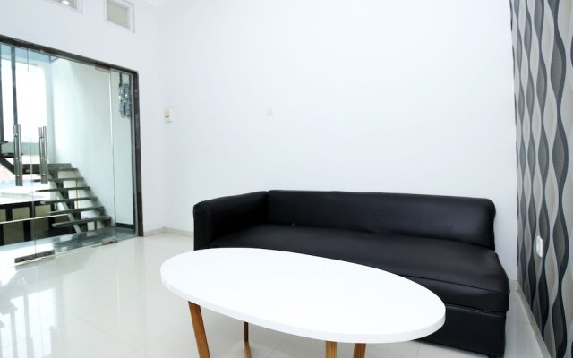Airy Eco Syariah Bandara Soetta Taman Mahkota Enam Tangerang