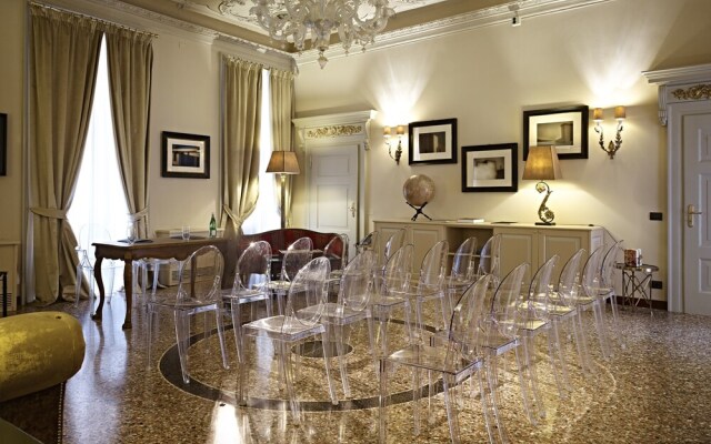 Grand Relais The Gentleman of Verona - Guest House